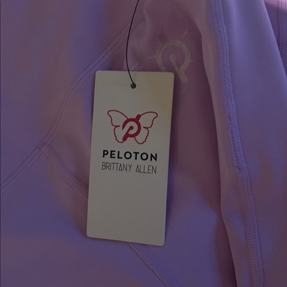 PELOTON HIGH WAISTED SIDE POCKET LEGGING LAVENDER COLOR SIZE XS WAIST 11β NWTS - Picture 6 of 9